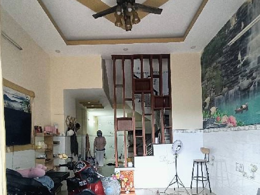 Bán gấp nhà mặt phố Lò Lu tại P. Trường Thạnh, Quận 9, TP.HCM, 4,25 tỷ, 71m2